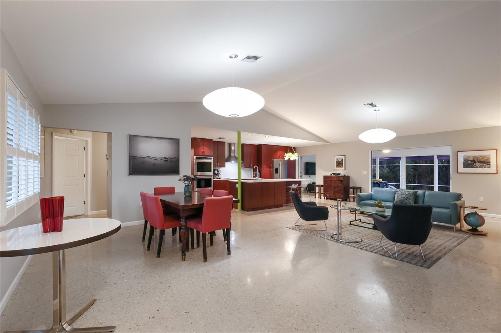 428 Sapphire Drive, FL
