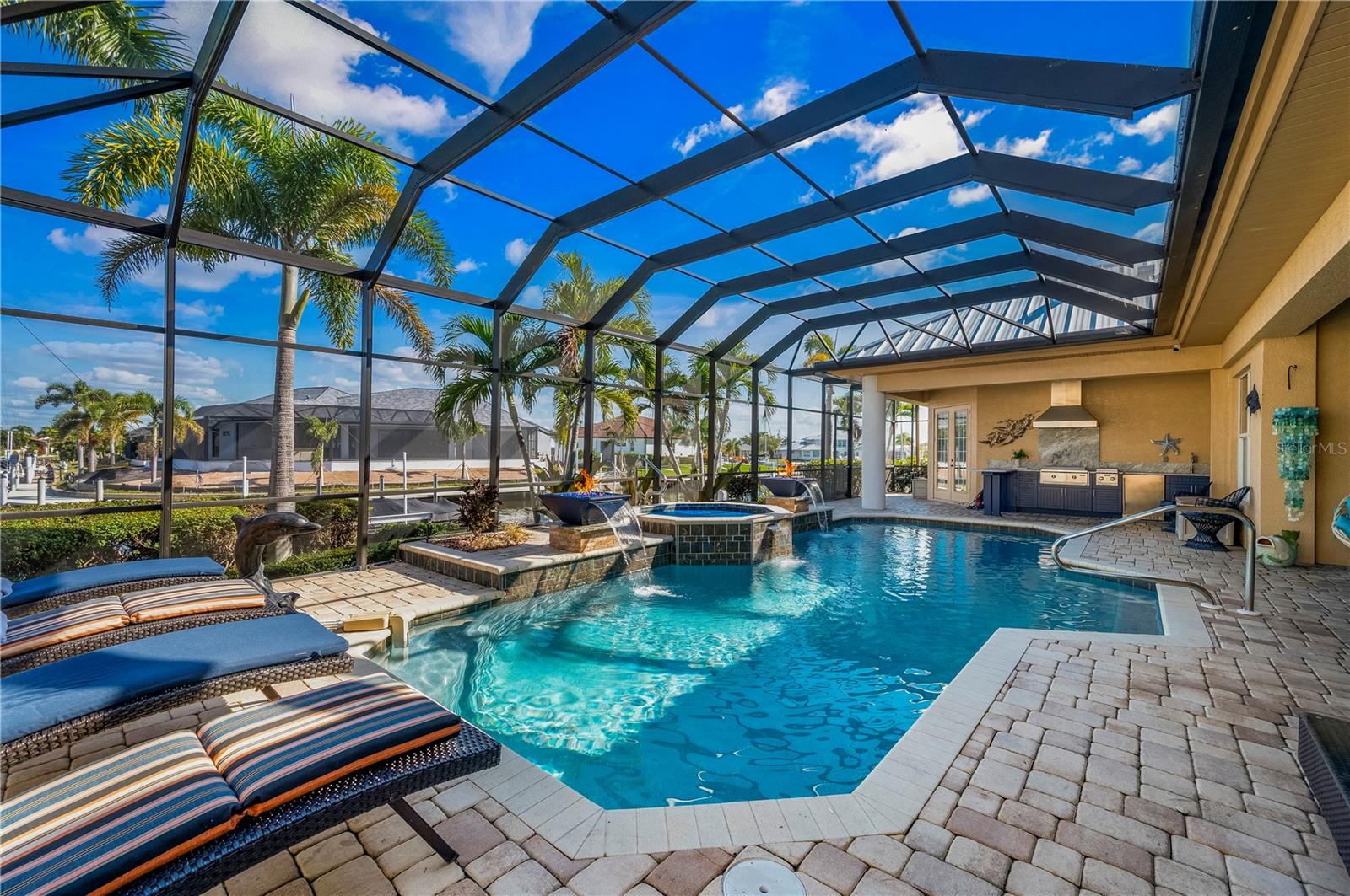 48 Colony Point Drive, FL