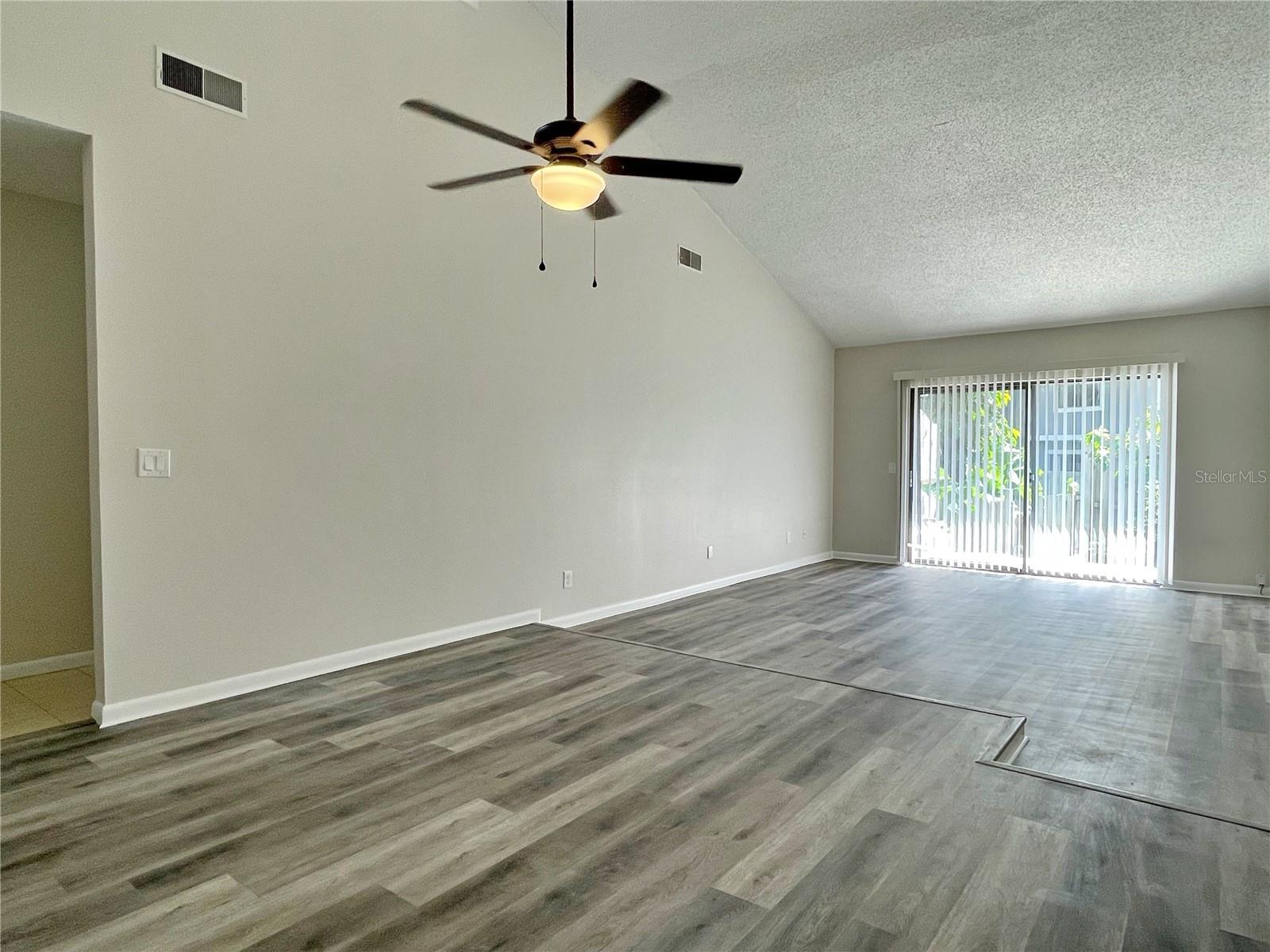 702 Saint Matthew Circle, FL
