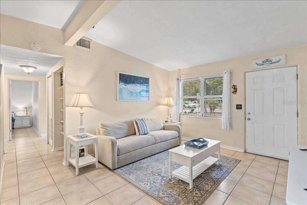 450 Card Avenue, FL