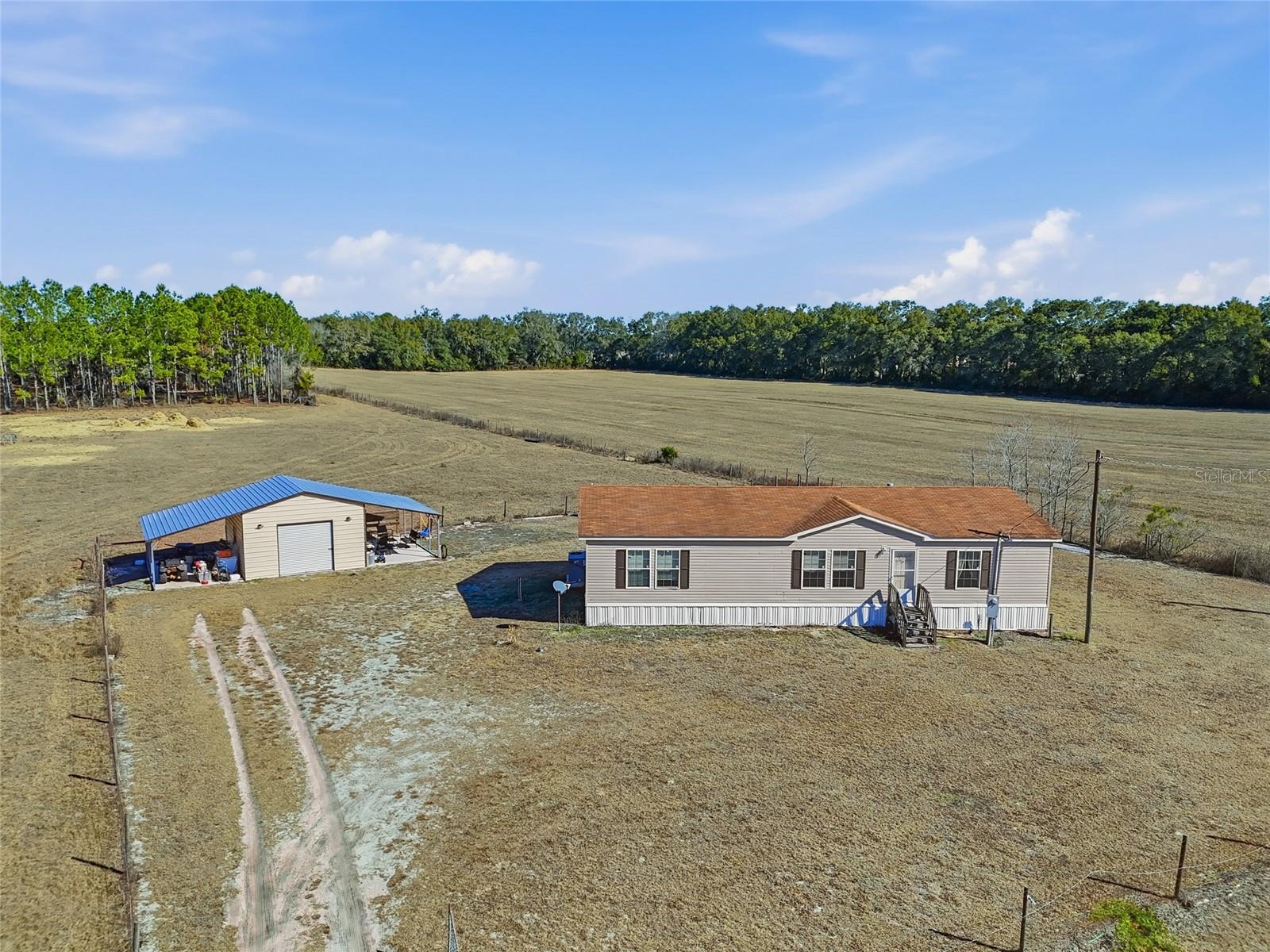 2400 5th Street, FL