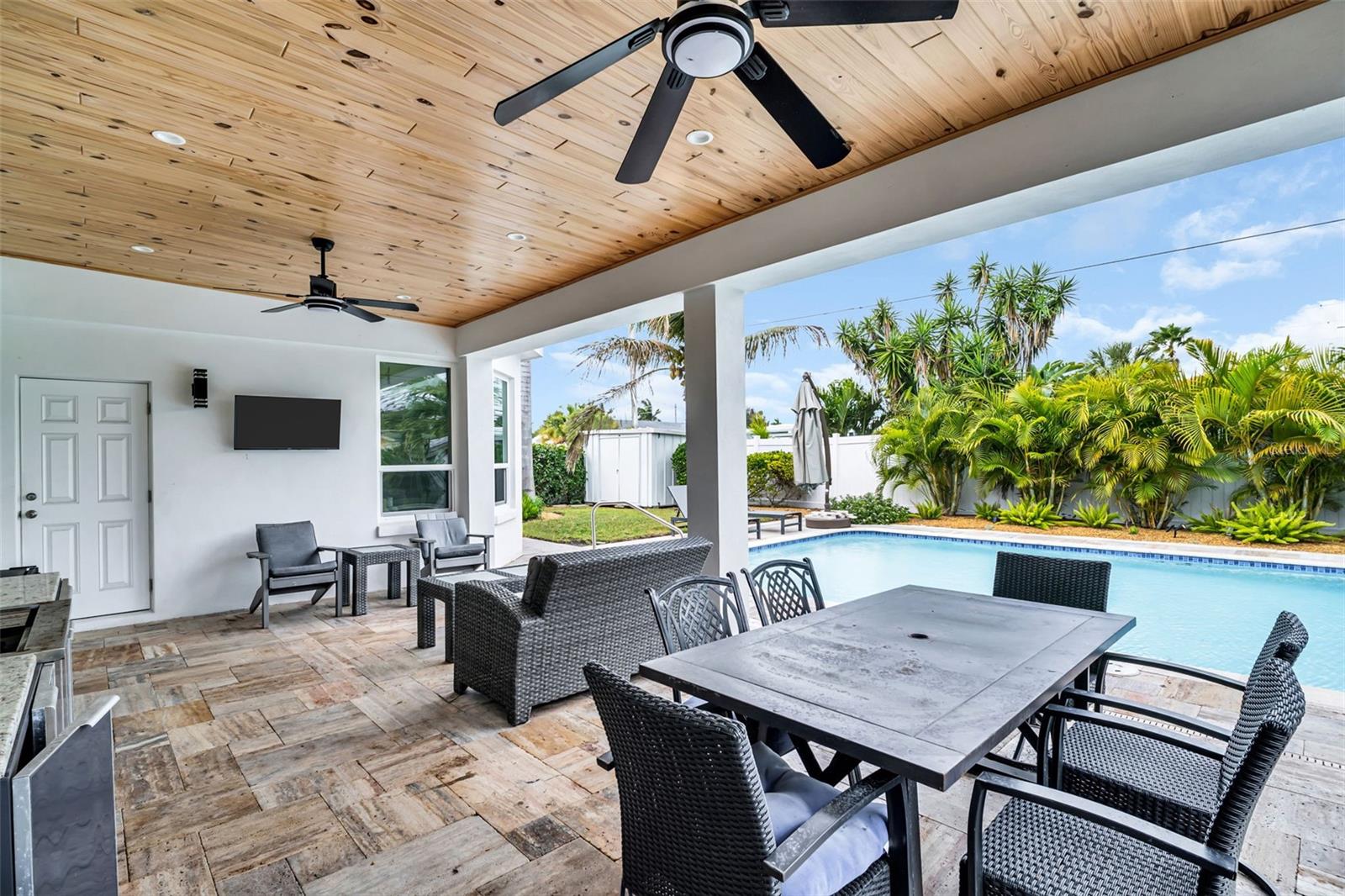 2220 Vina Del Mar Boulevard, FL