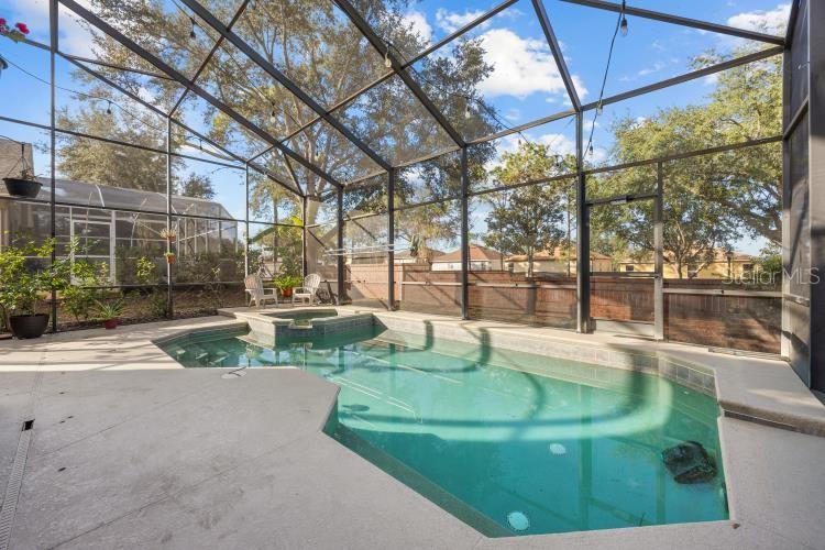 942 Henley Circle, FL