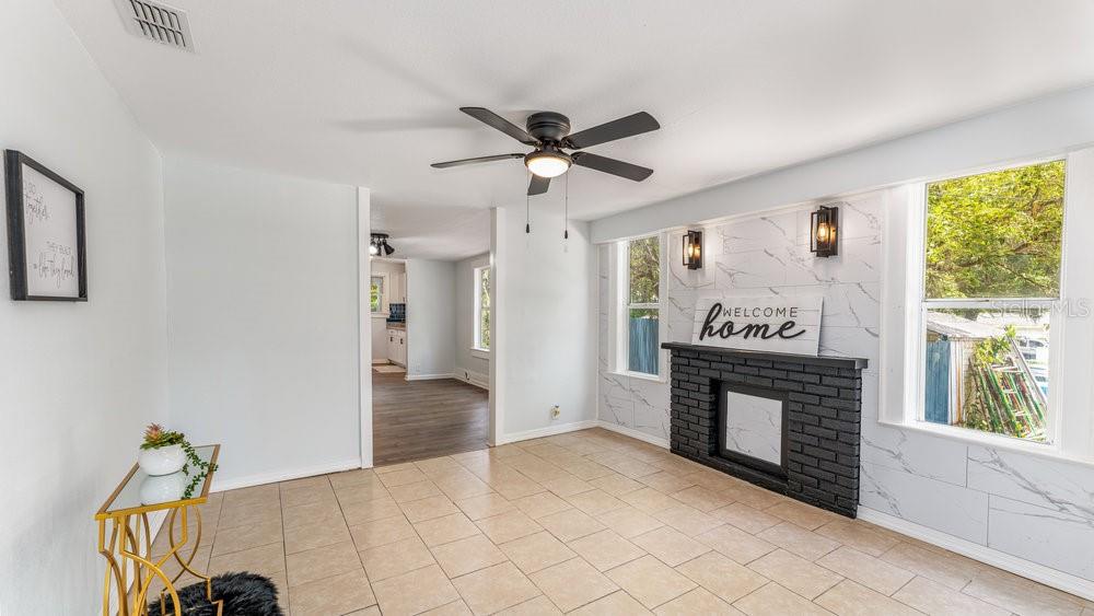 912 Carolina Ave, FL