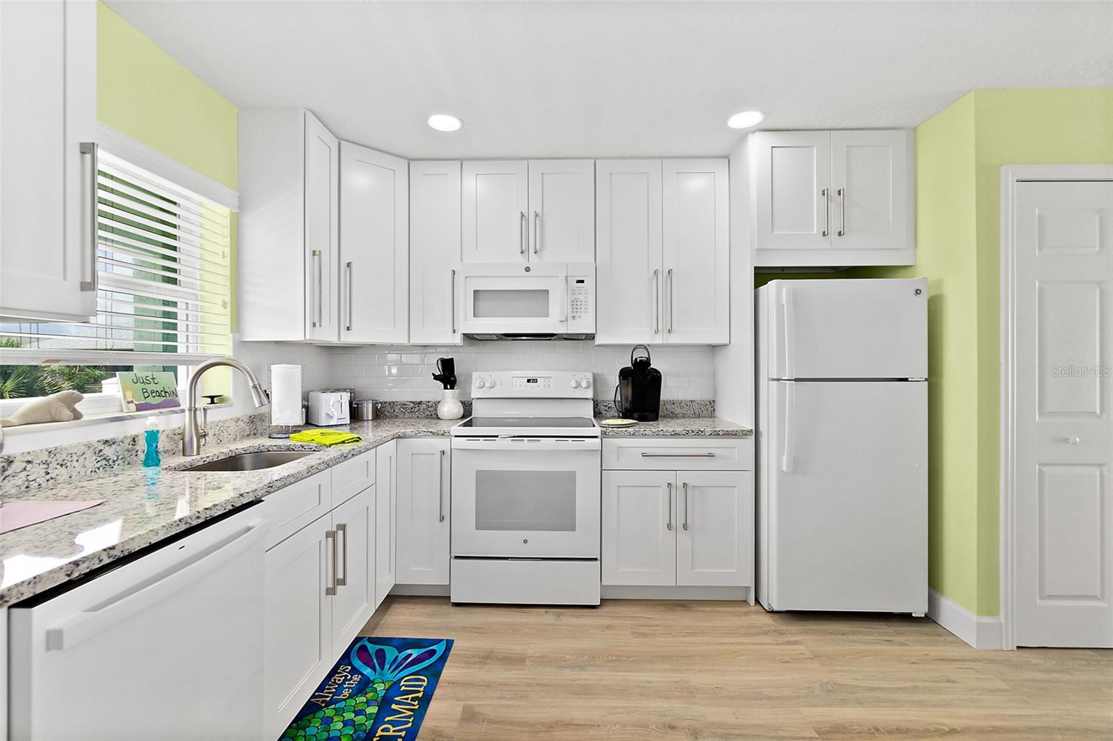 300 Central Avenue, FL