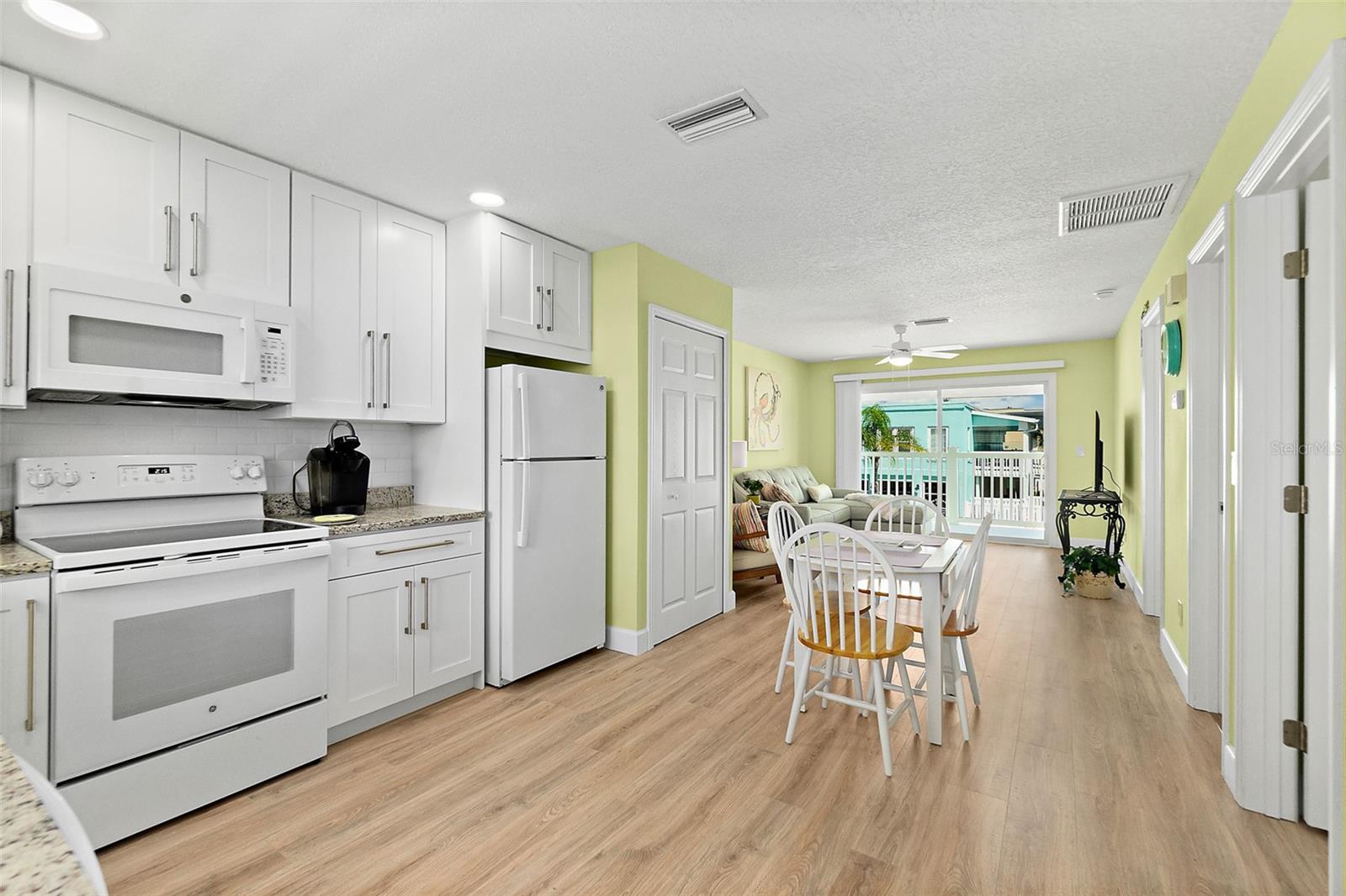 300 Central Avenue, FL