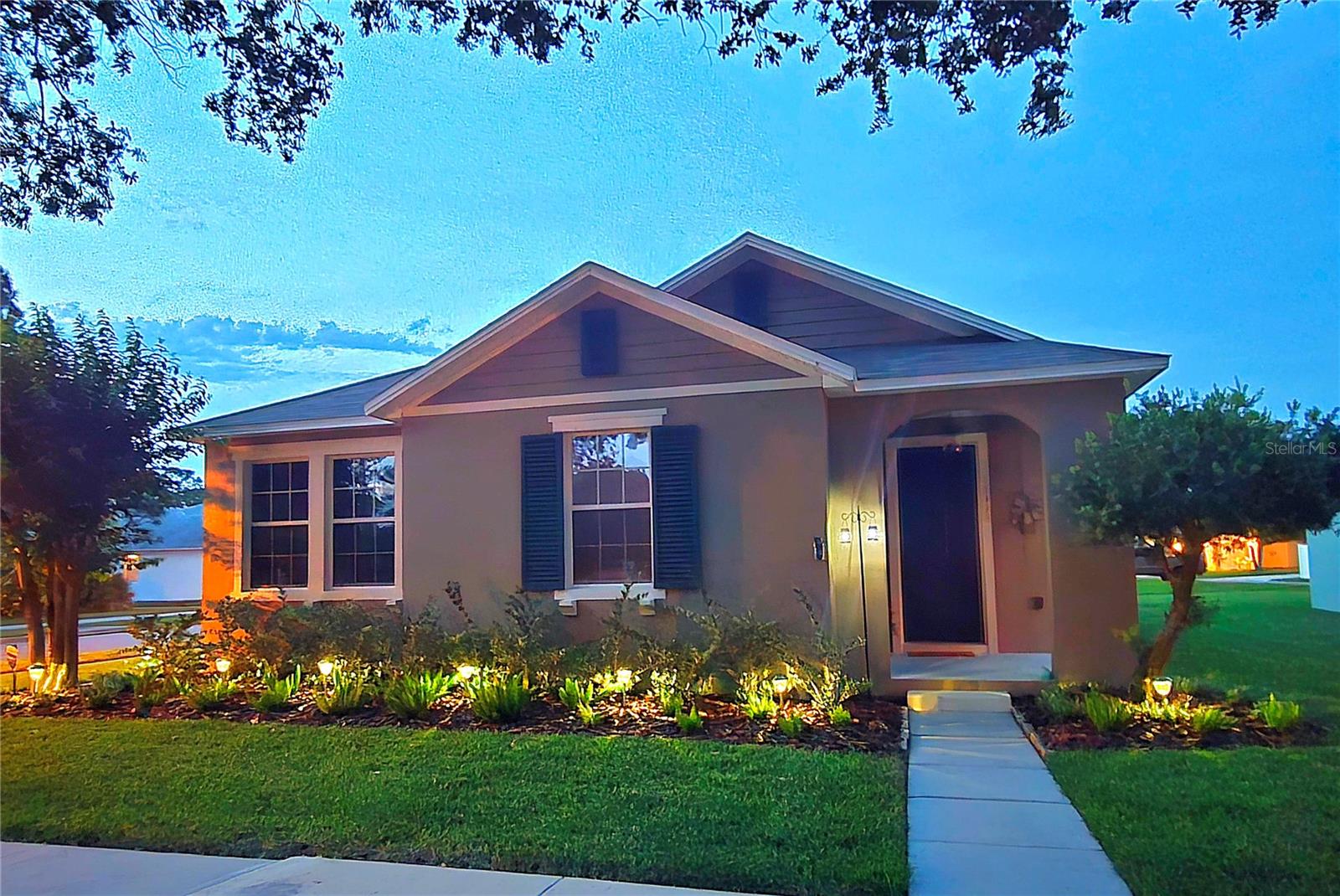 13805 Tea Rose Drive, FL