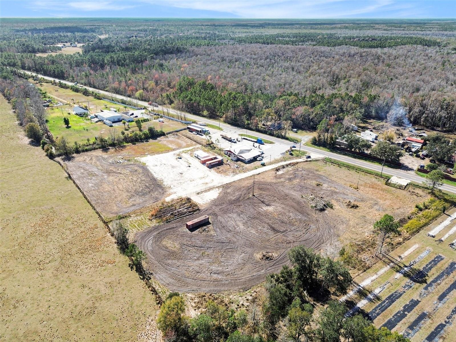 3824 State Road 33, FL