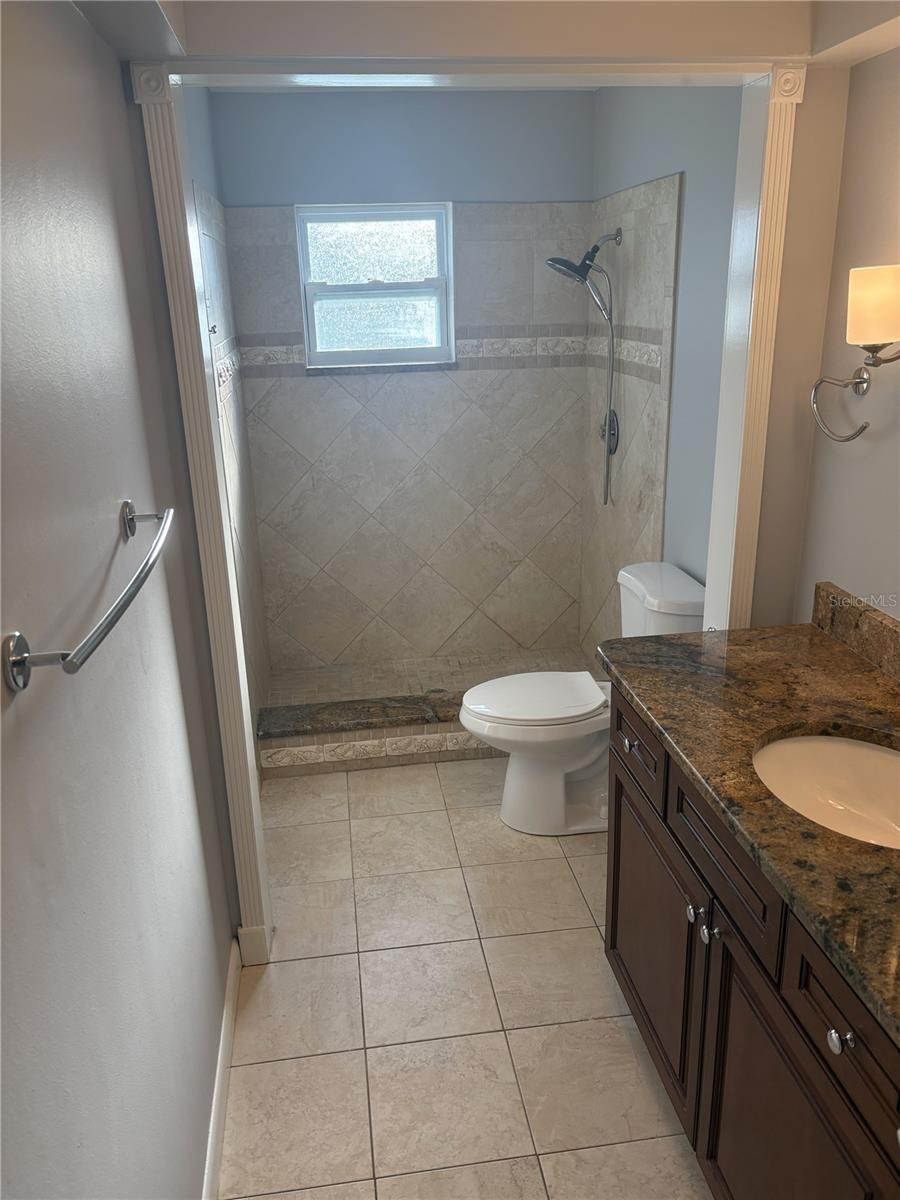 5784 Bay Pines Lakes Boulevard, FL