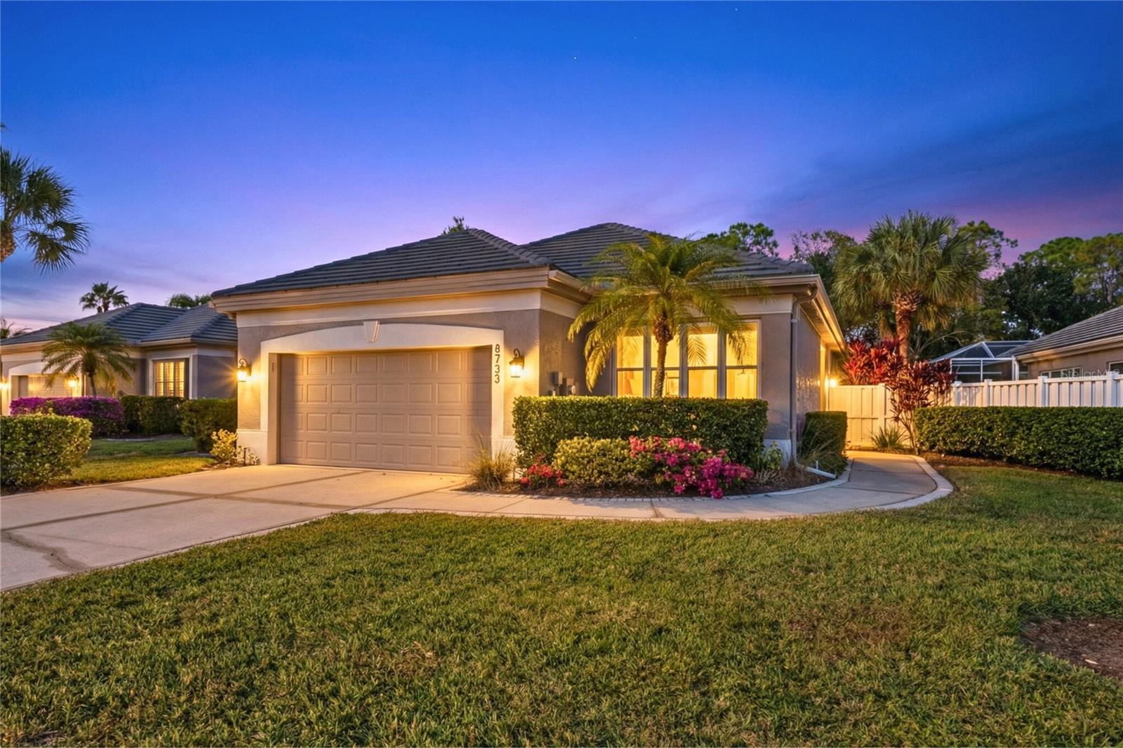8733 49th Terrace East, FL
