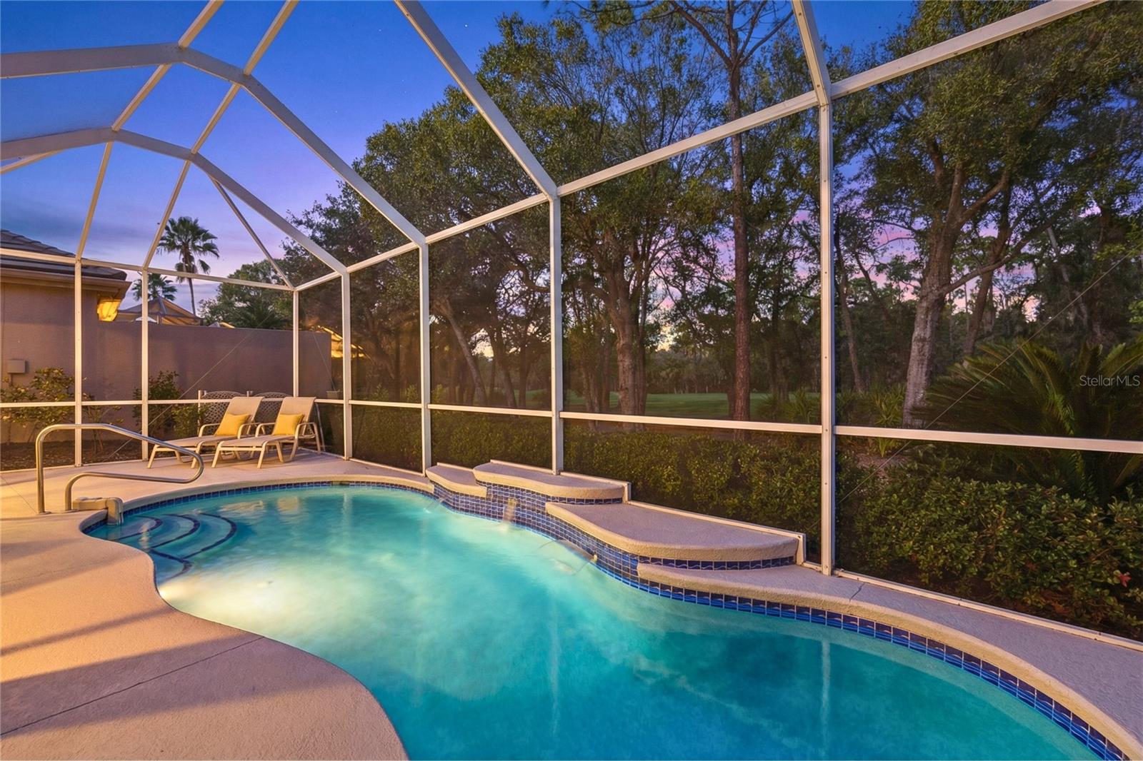8733 49th Terrace East, FL