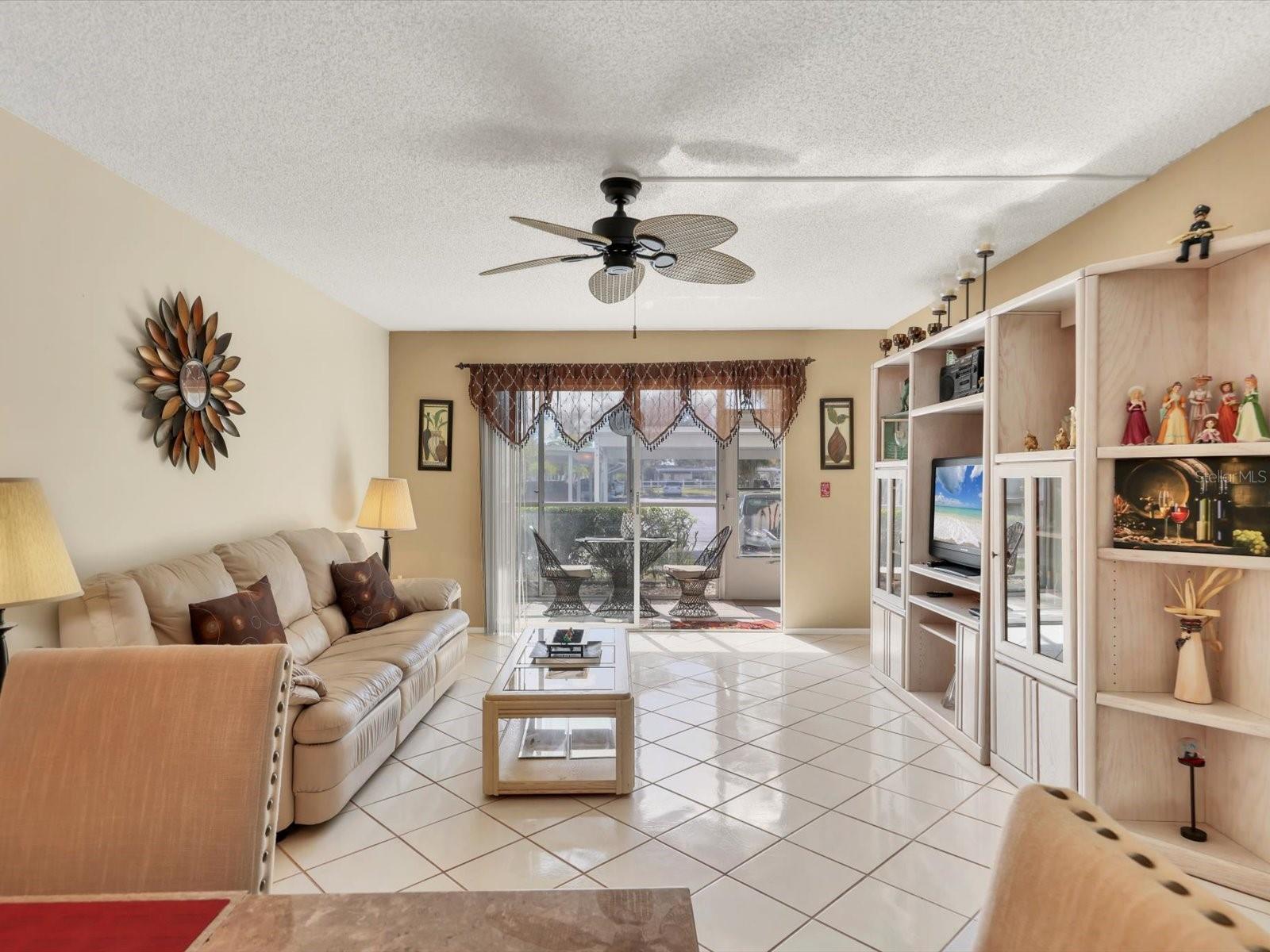 1330 Glen Oaks Drive, FL
