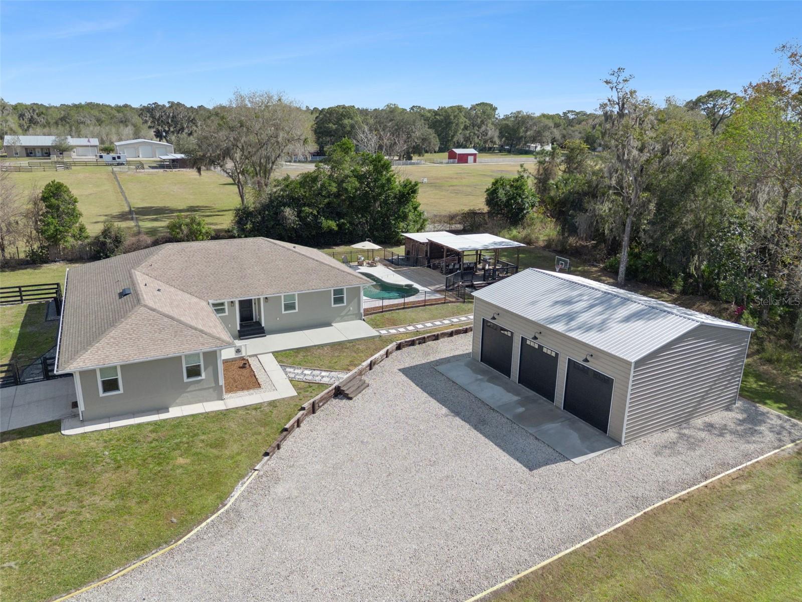 323 Mclain Lane, FL
