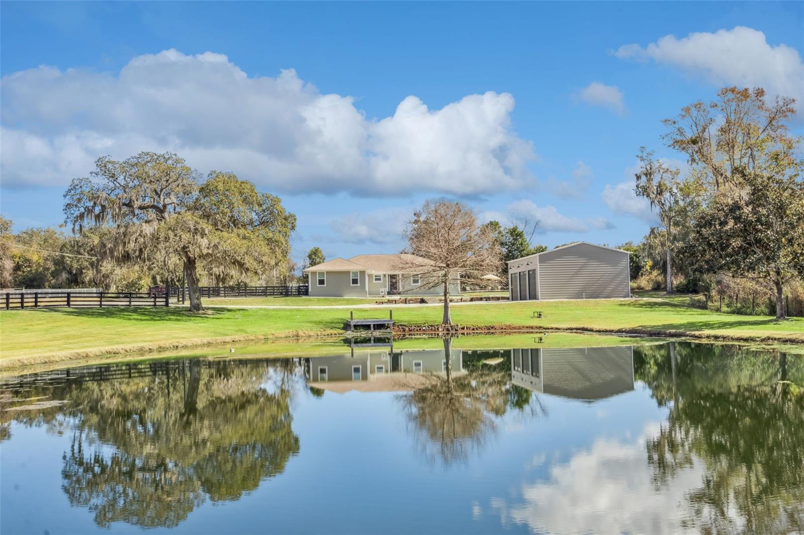 323 Mclain Lane, FL