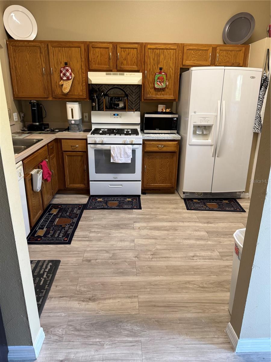 300 Heritage Estates Lane, FL