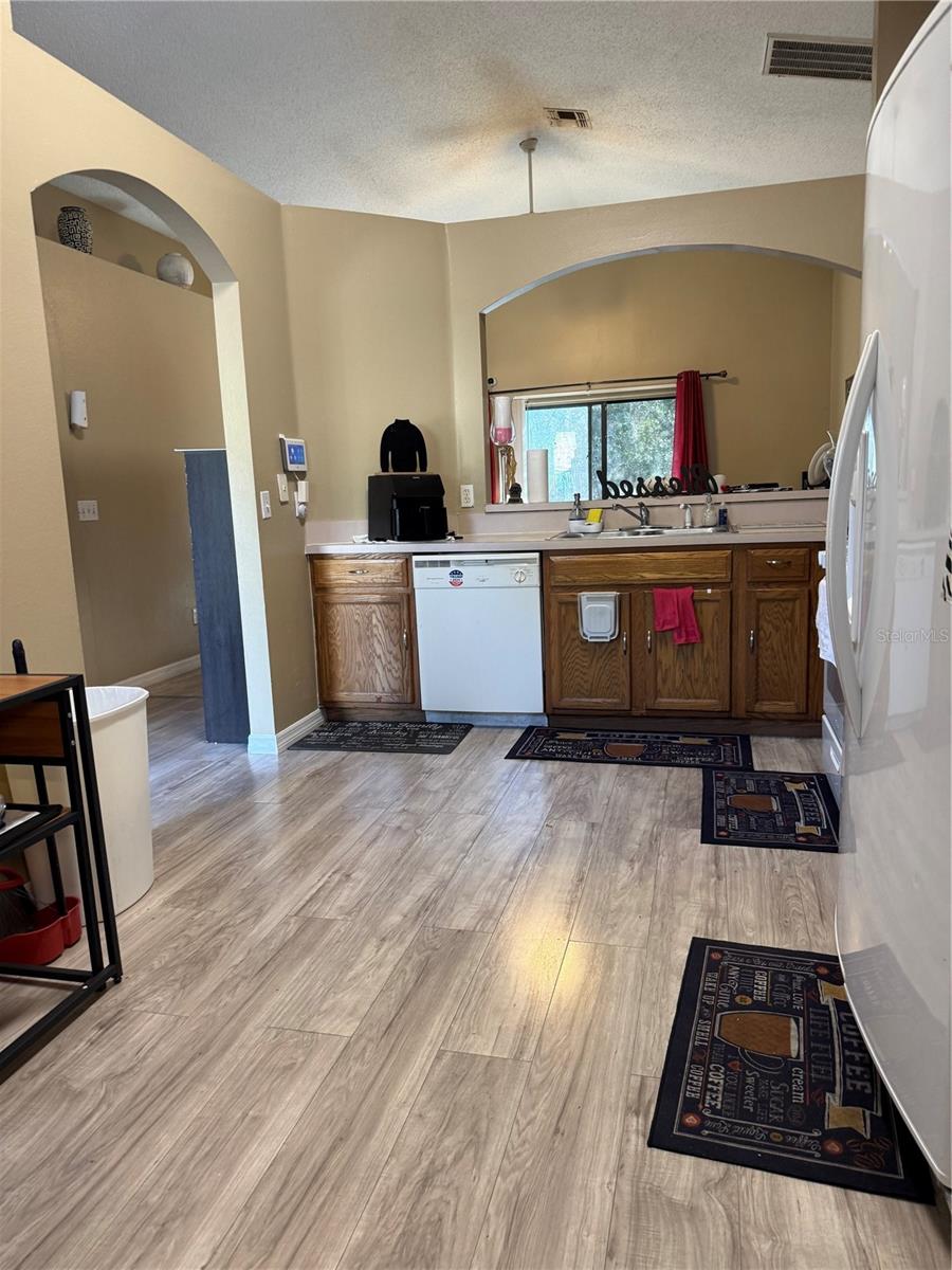 300 Heritage Estates Lane, FL
