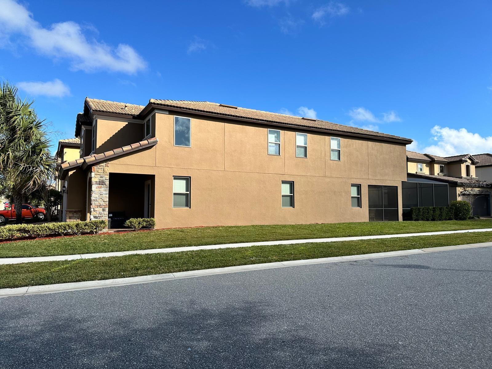 1501 Mumbai Way, FL