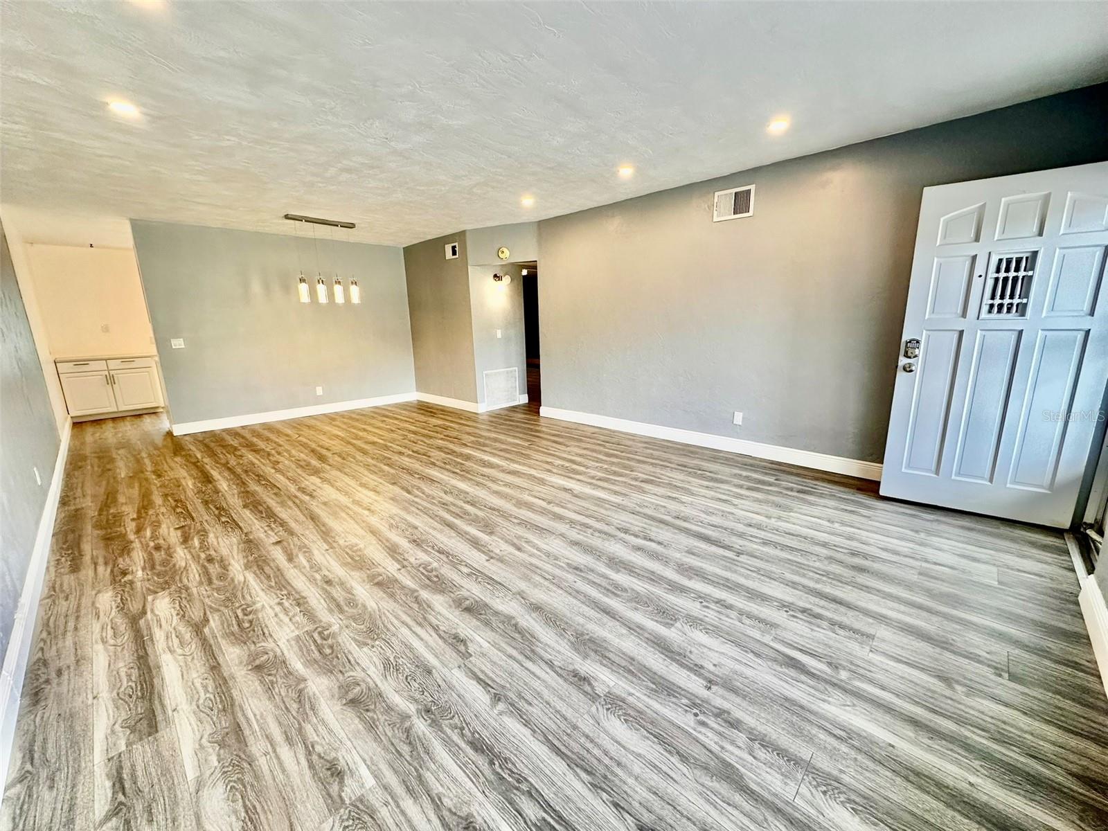 2431 Canadian Way, FL