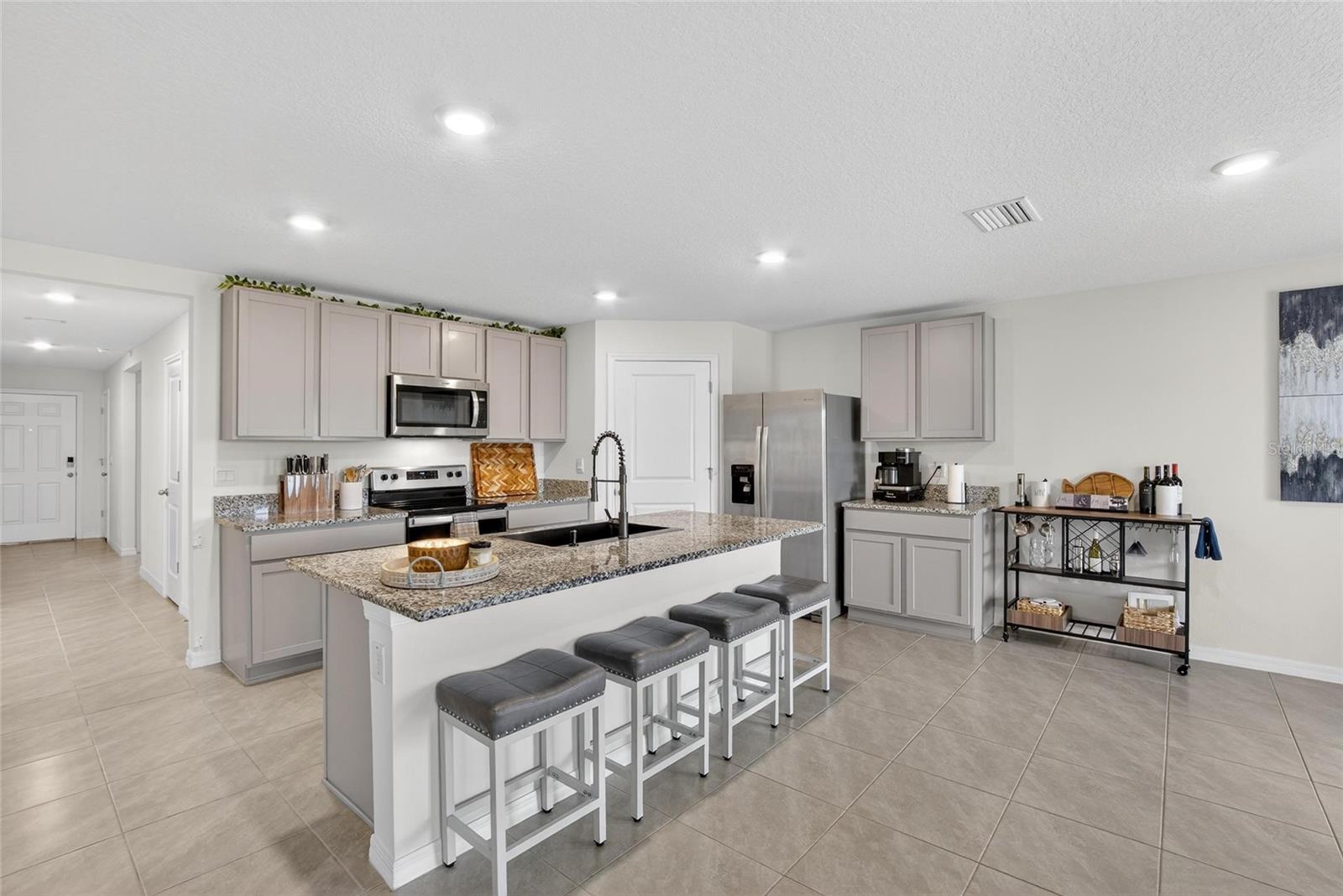 7511 Rosewood Garden Loop, FL