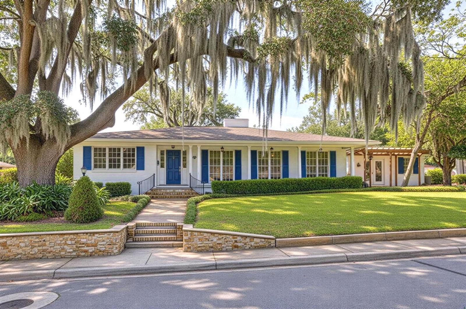 570 Dommerich Drive, FL