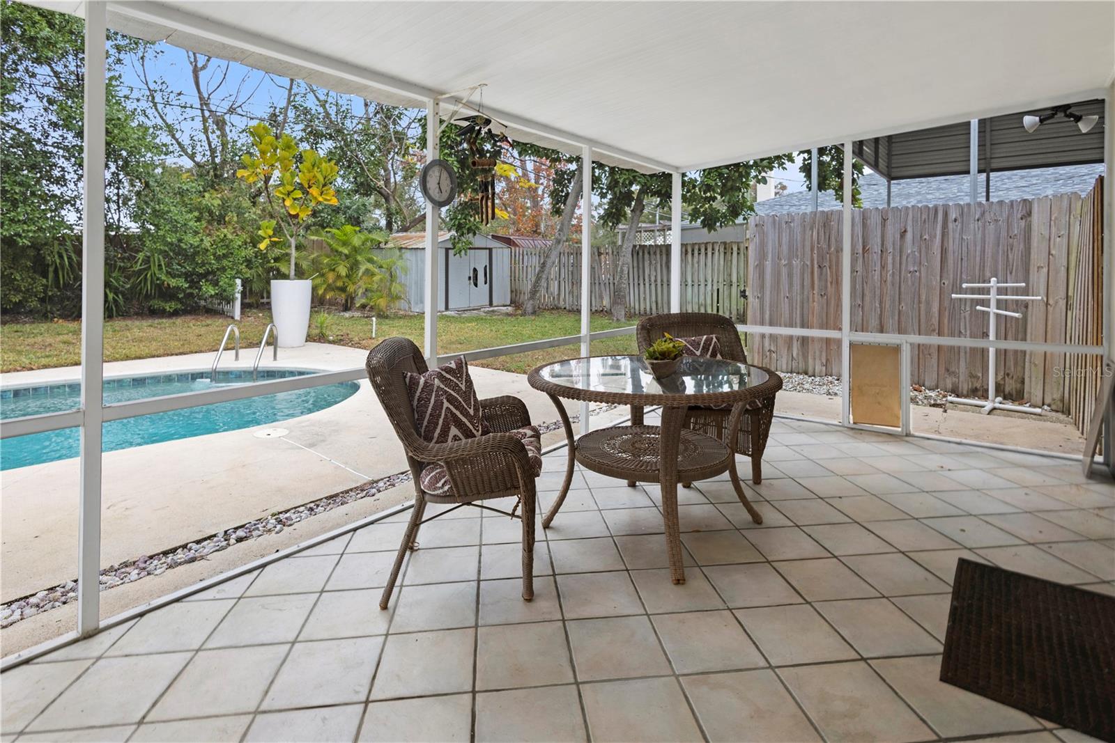 1437 Glenview Road, FL