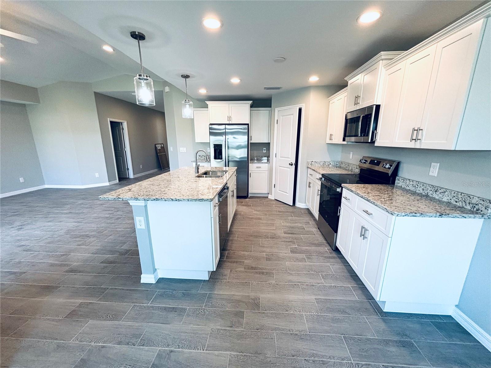 415 Baytree Drive, FL