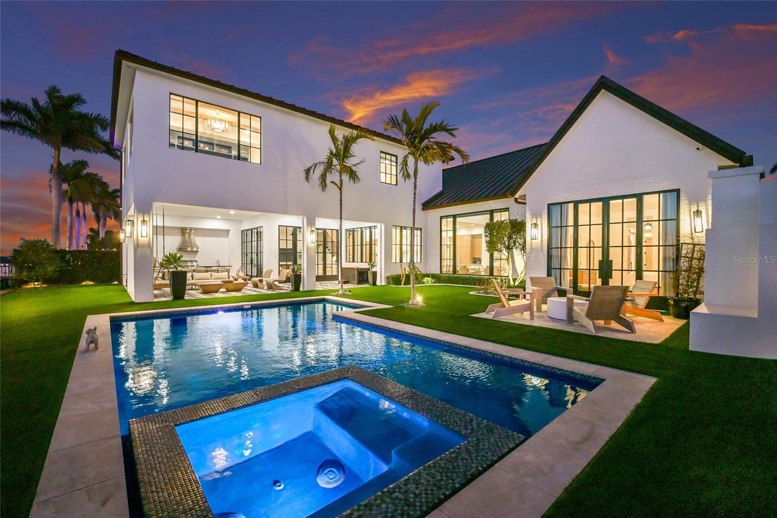 628 Regatta Way, FL