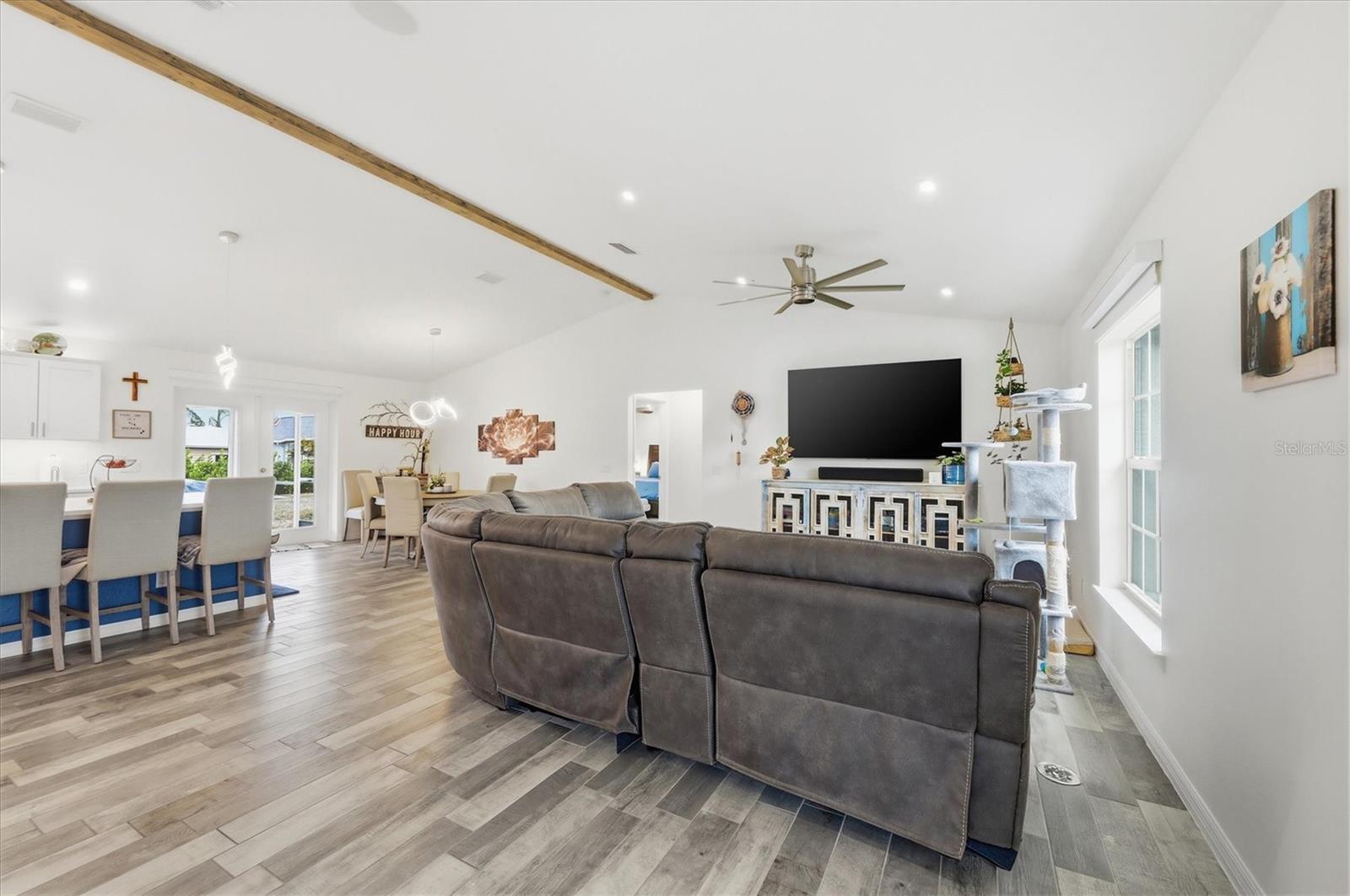 10300 Sandrift Avenue, FL