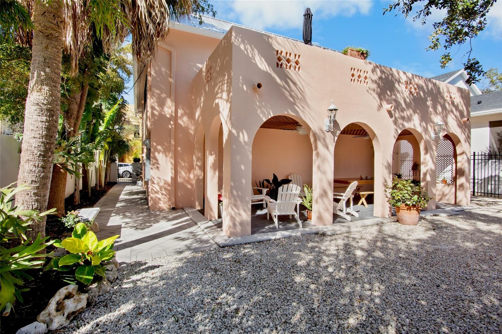 1516 Oak Street, FL