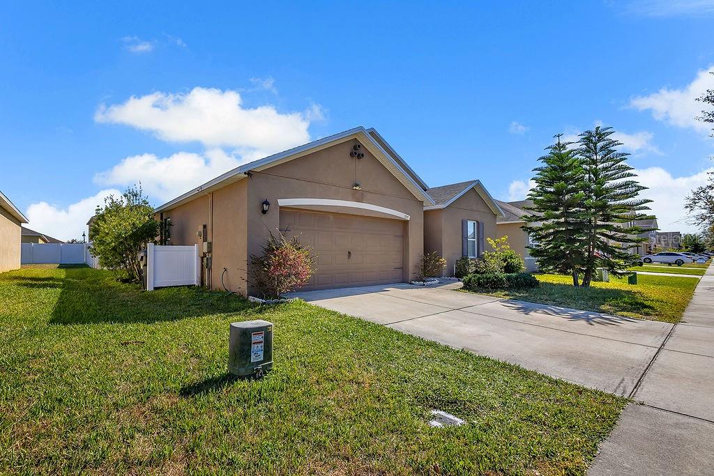 397 Aberdeen Drive, FL