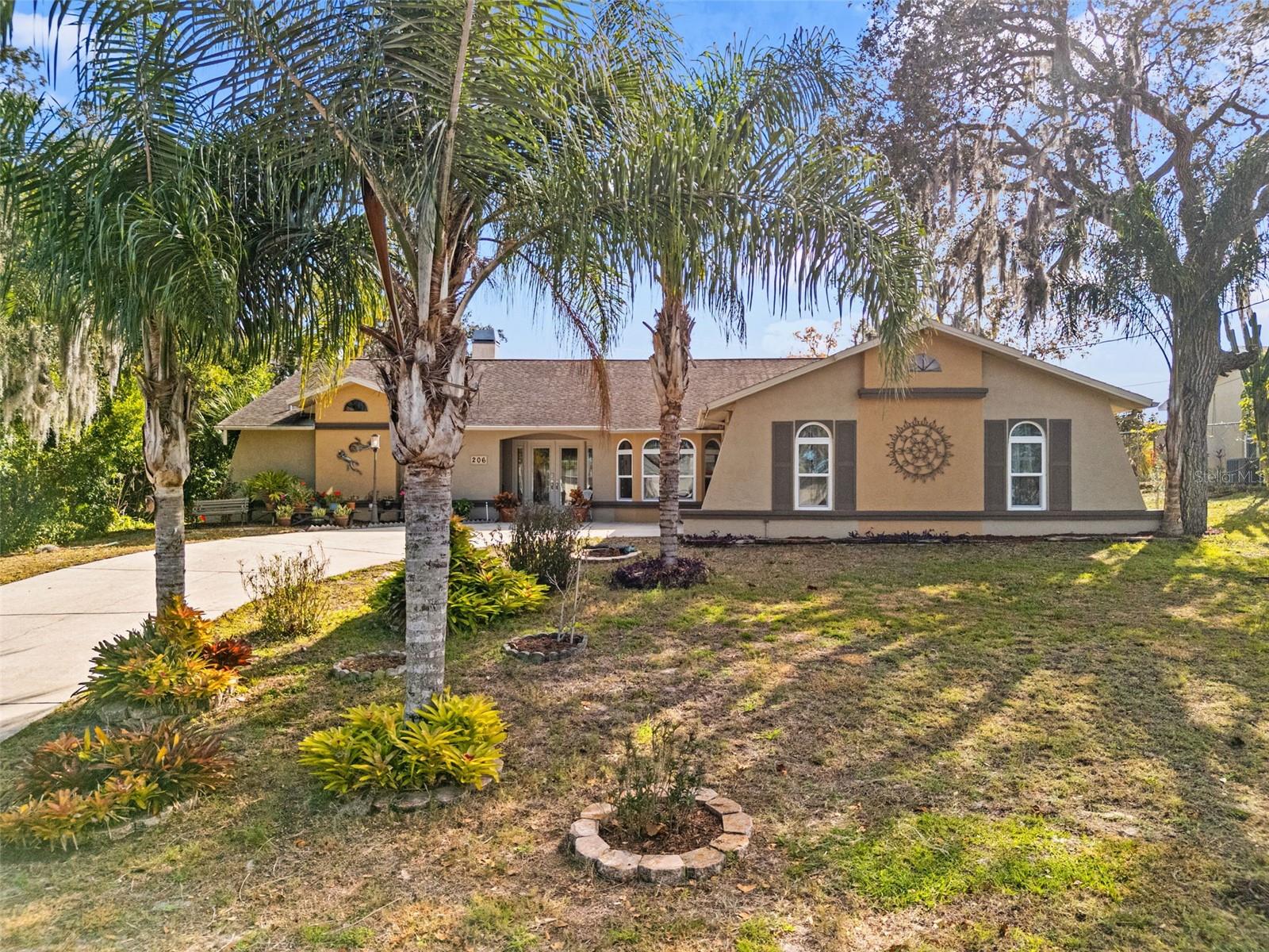 206 Rusk Circle, FL