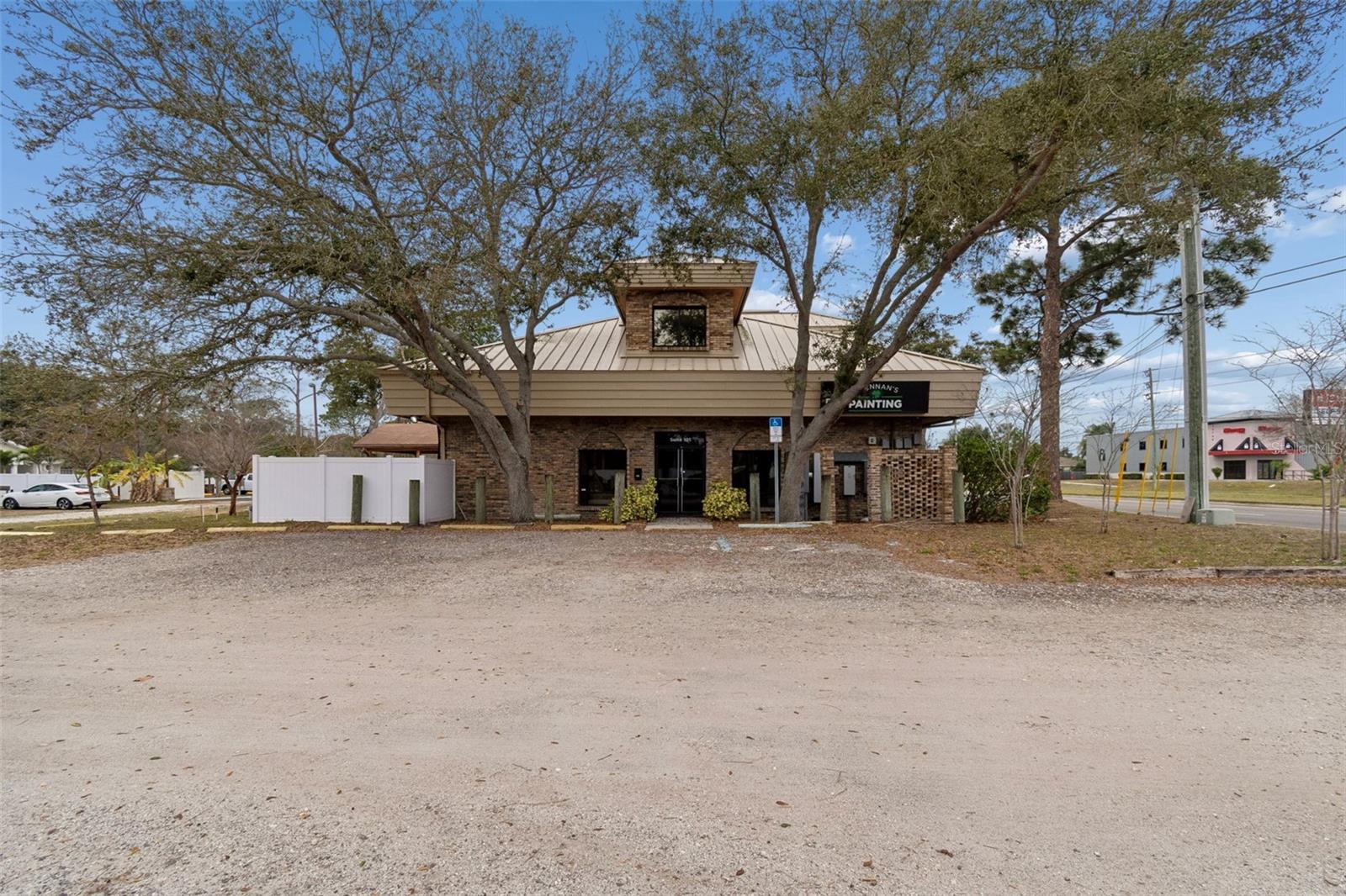 13800 Park Boulevard, FL