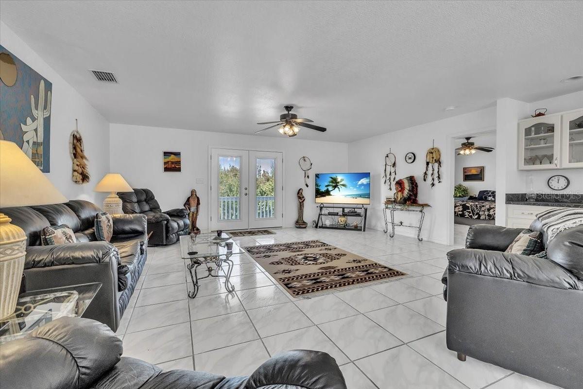 3900 Colony Court, FL