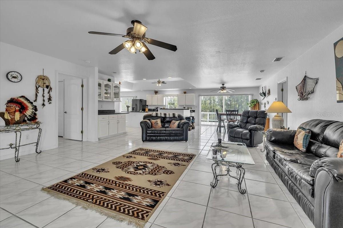 3900 Colony Court, FL
