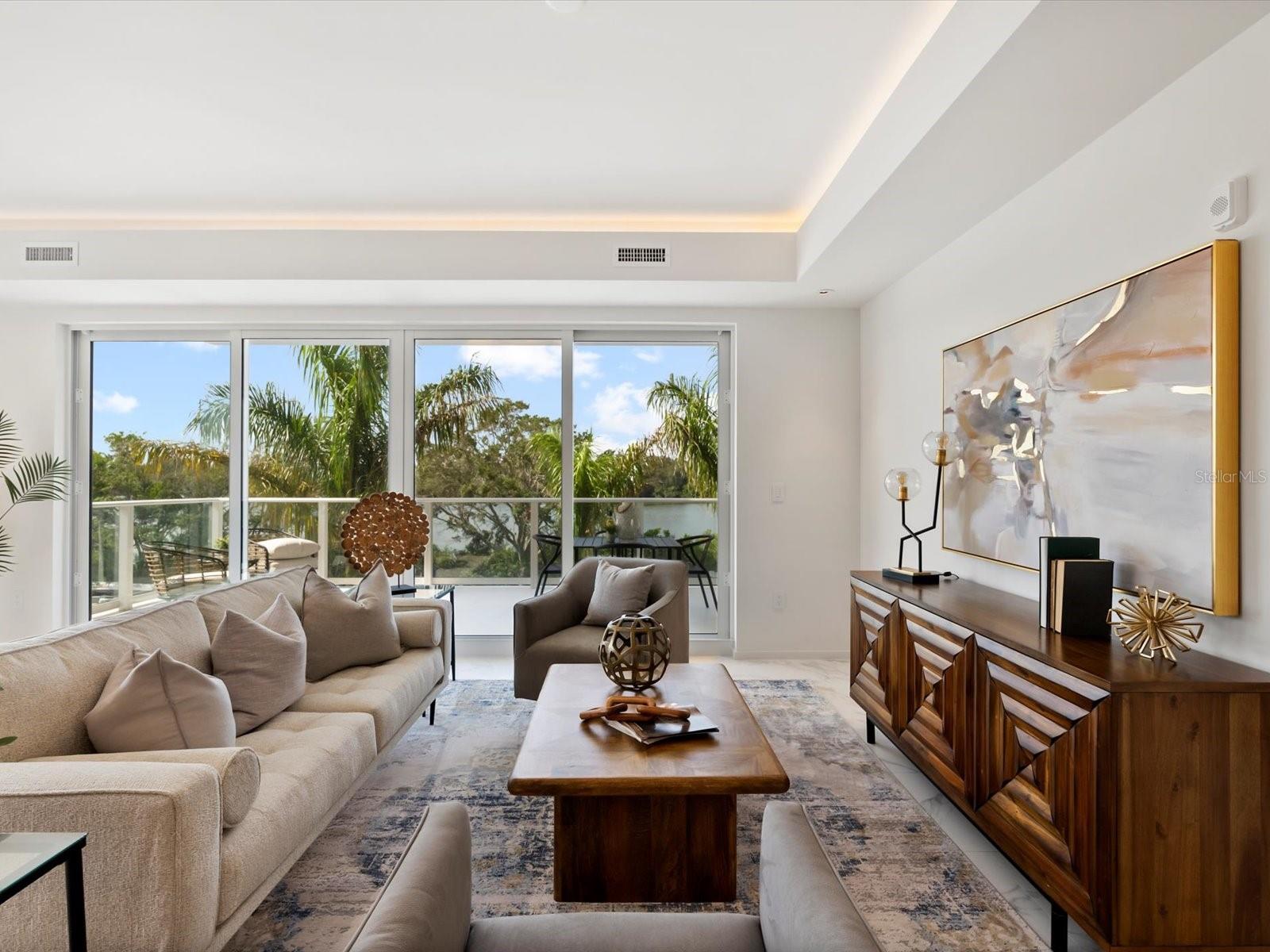 1020 Sunset Point Road, FL