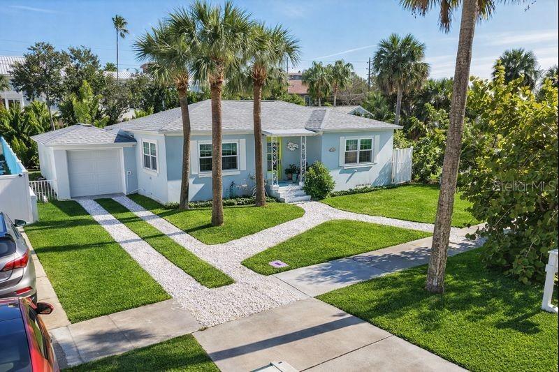 741 Lantana Avenue, FL