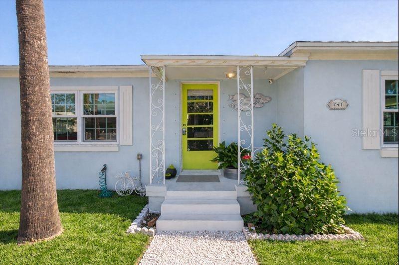 741 Lantana Avenue, FL