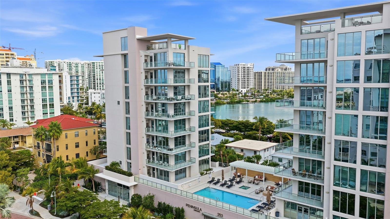253 Golden Gate Point, FL