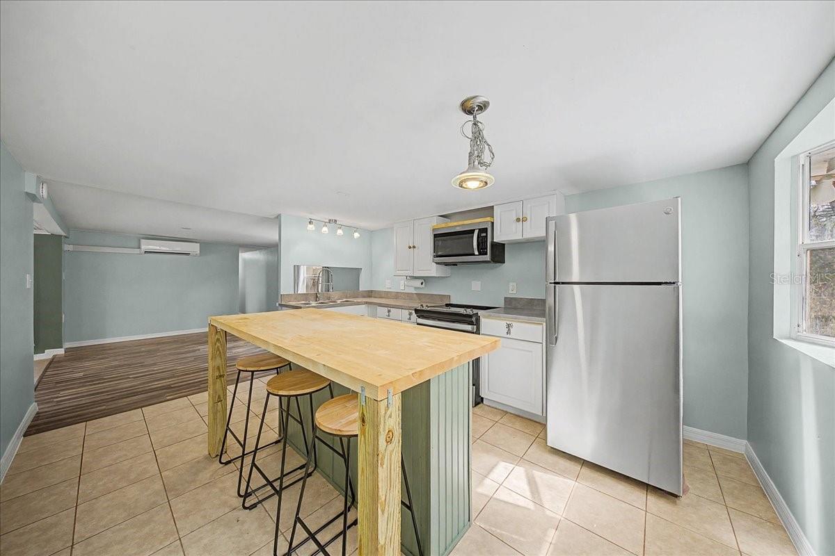 16789 8th Place, FL
