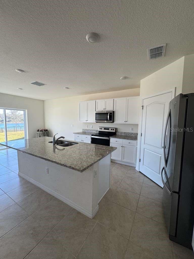 9752 Black Walnut Drive, FL