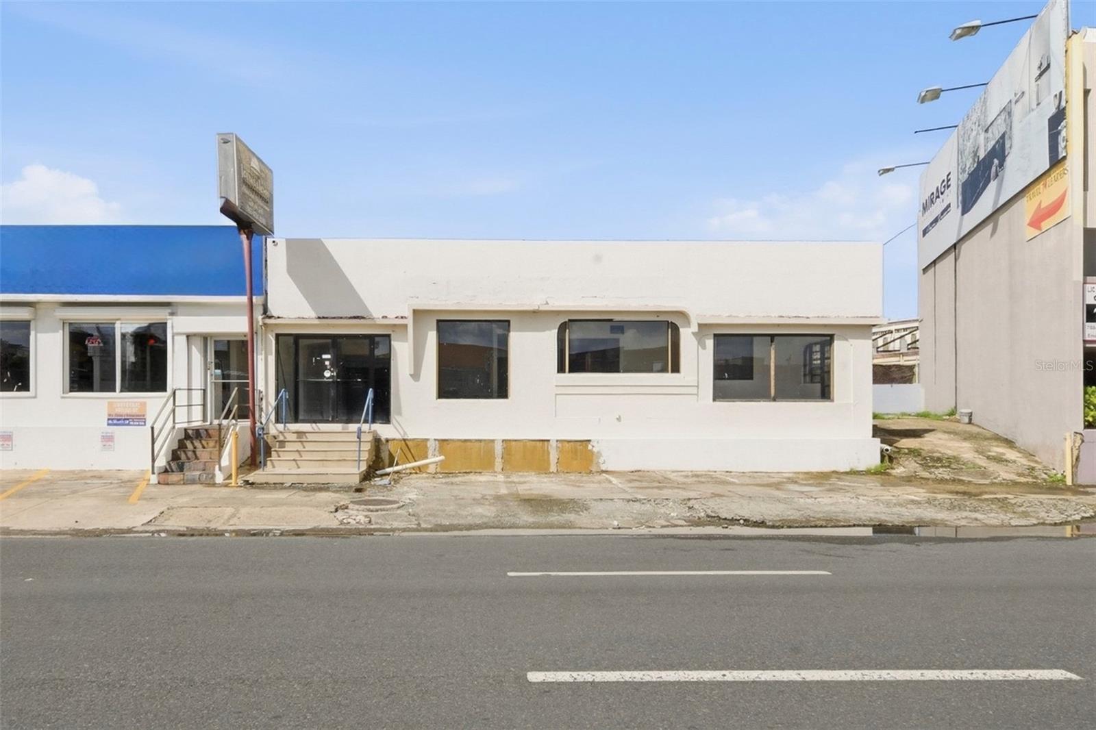 1107 Avenida Roosevelt, PR