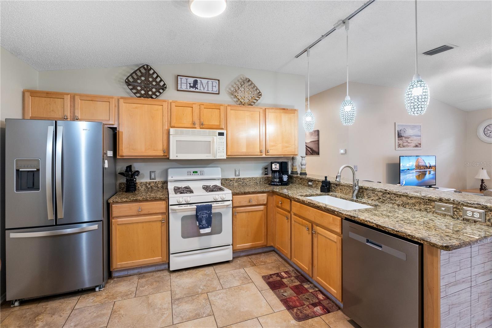 444 Maywood Way, FL
