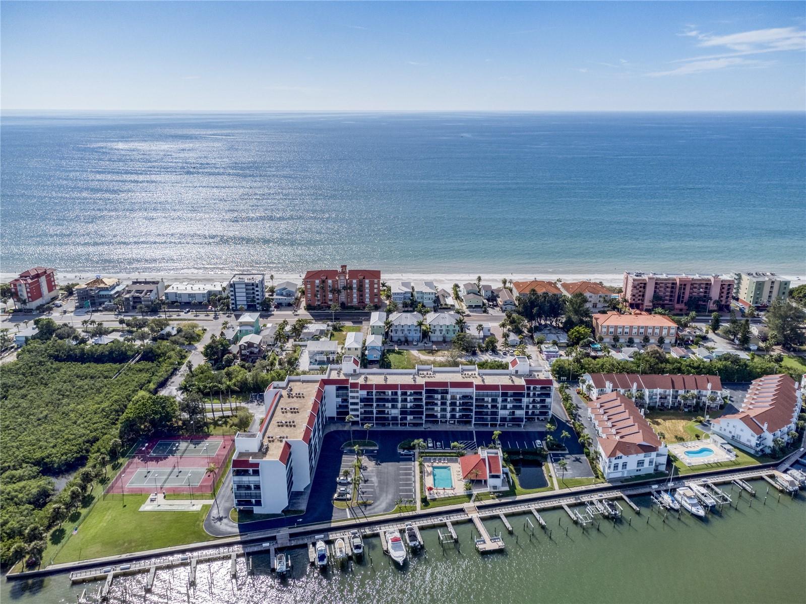 19111 Vista Bay Drive, FL