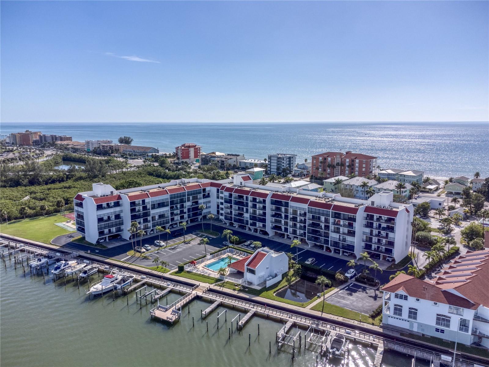 19111 Vista Bay Drive, FL