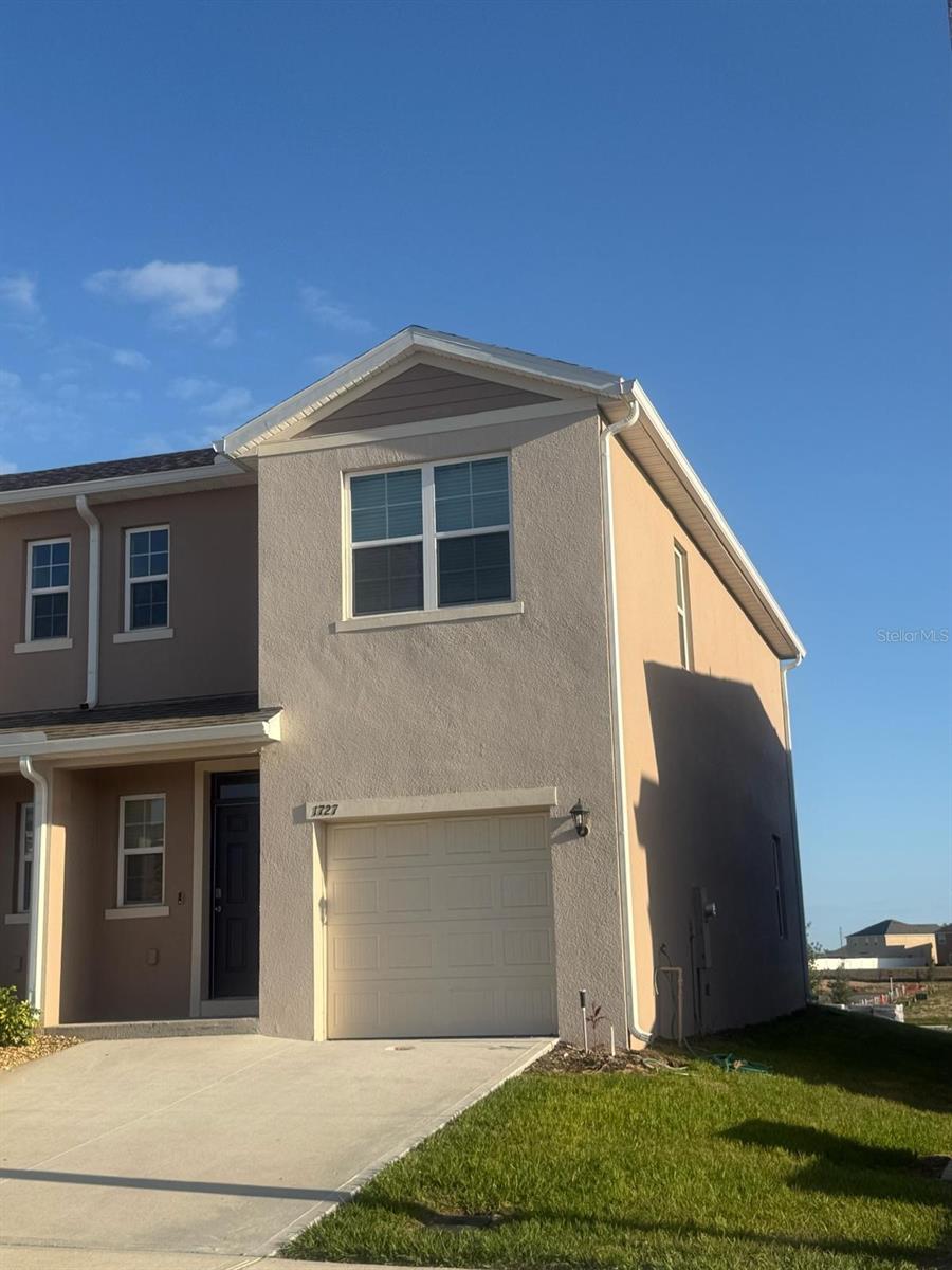 1727 Wooden Street, FL