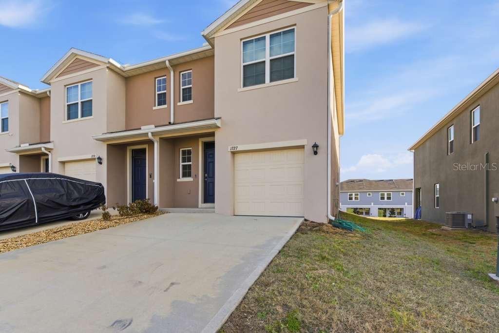 1727 Wooden Street, FL