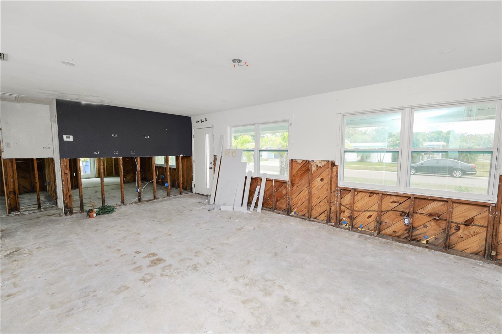 8100 Overlook Place, FL