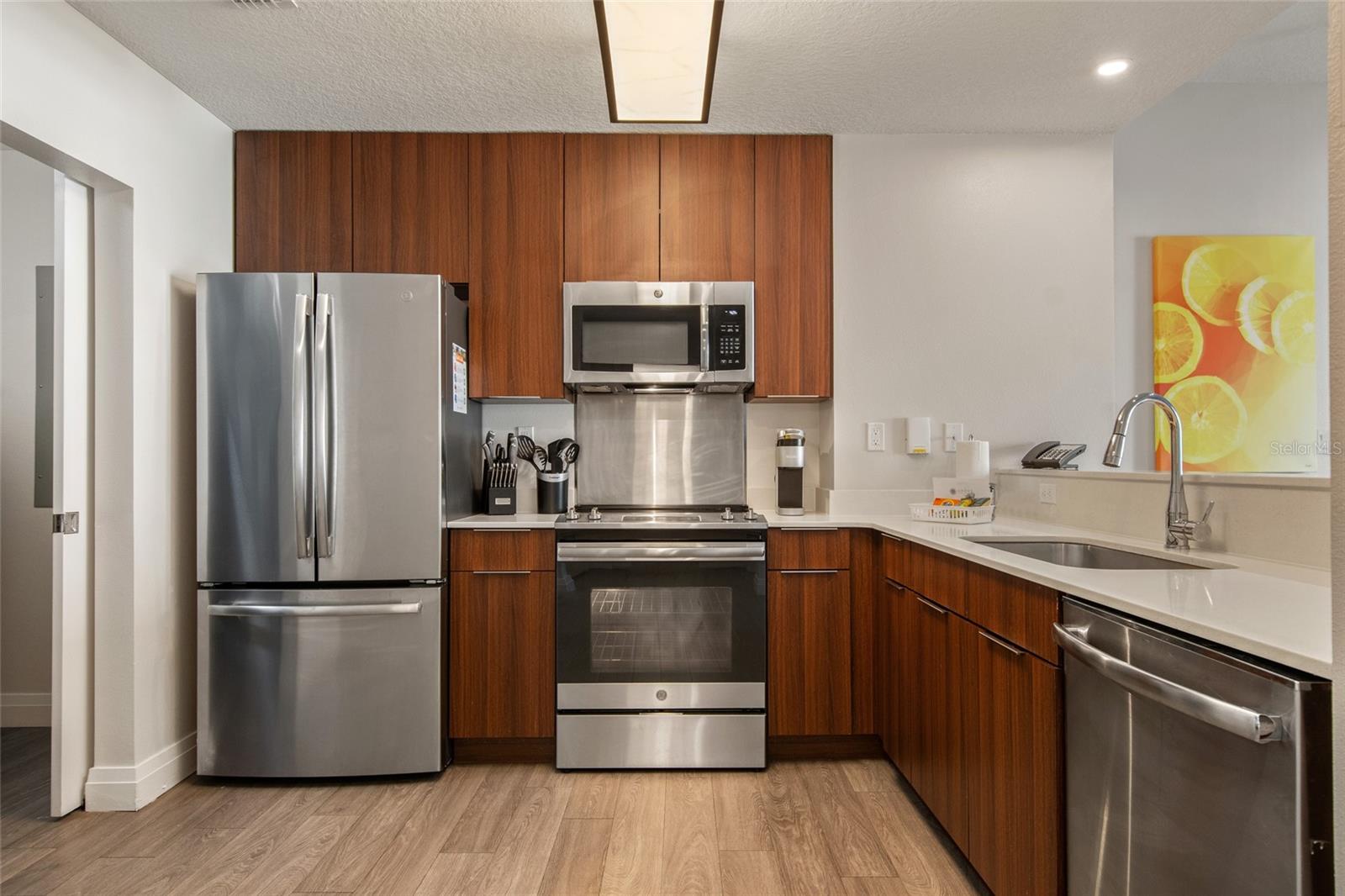 14501 Grove Resort Avenue, FL