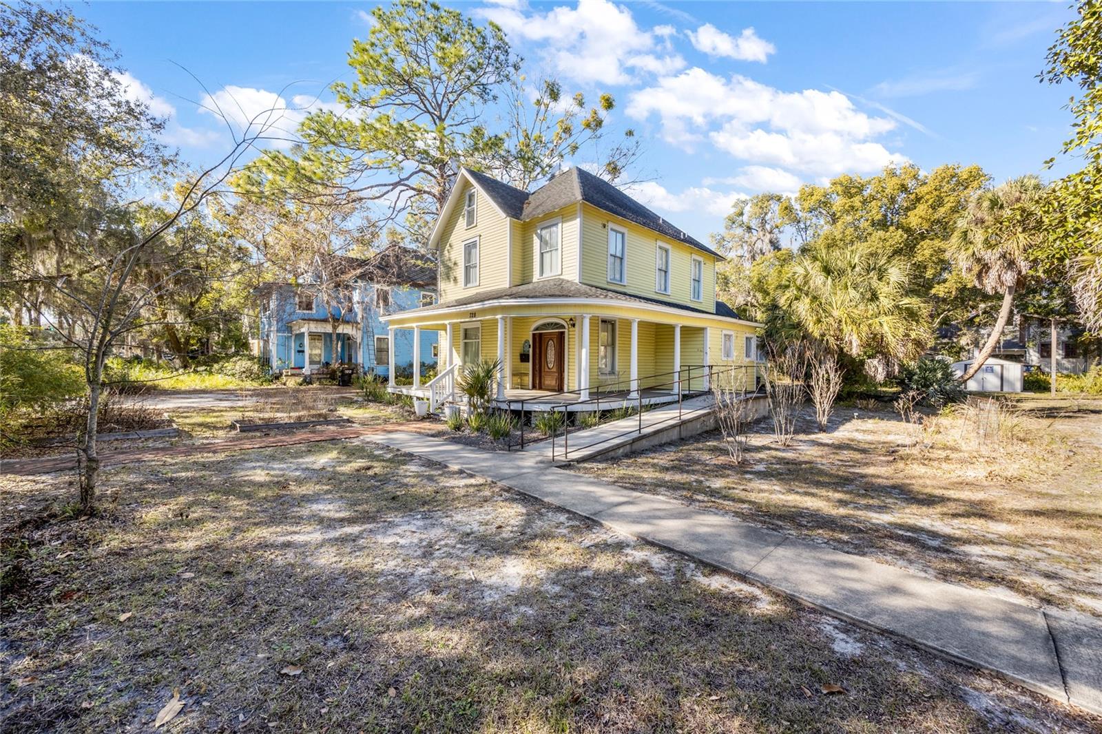 728 University Avenue, FL