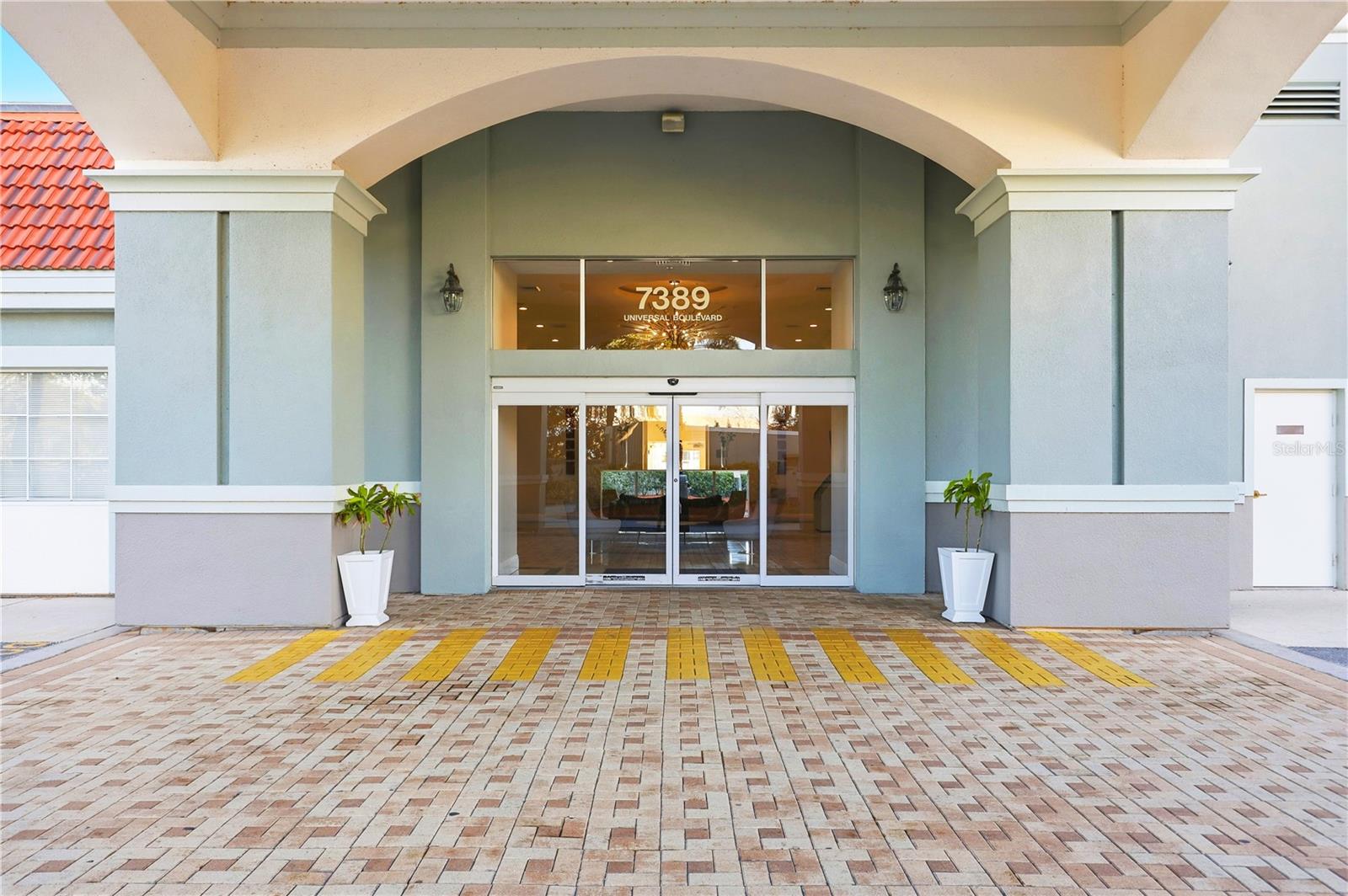 7395 Universal Boulevard, FL